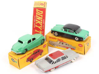 Lot 178 - DINKY TOYS (GB) (3)