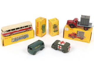 Lot 257 - DINKY TOYS (FRANCE) (4)