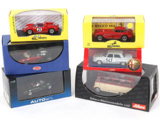 Lot 34 - DIVERS (6)