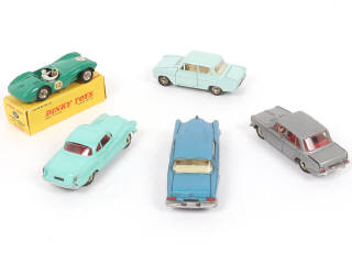 Lot 260 - DINKY TOYS (FRANCE) (5)