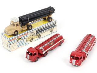 Lot 295 - DINKY TOYS (FRANCE) (3)