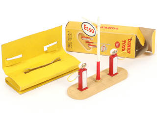 Lot 234 - DINKY TOYS (GB) (1)