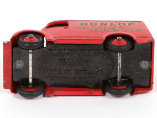 Lot 226 - DINKY TOYS (GB) (1)