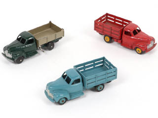 Lot 294 - DINKY TOYS (FRANCE) (3)