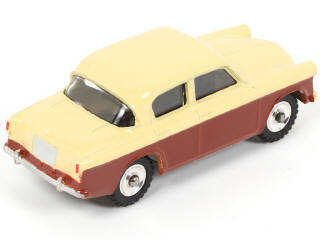 Lot 219 - DINKY TOYS (GB) (1)