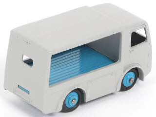 Lot 227 - DINKY TOYS (GB) (1)