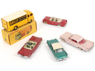 Lot 299 - DINKY TOYS (FRANCE) (5)
