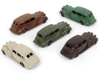 Lot 255 - DINKY TOYS (GB) (5)