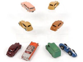 Lot 297 - DINKY TOYS (GB) (8)