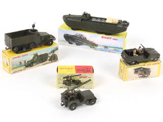 Lot 331 - DINKY TOYS (FRANCE) (4)