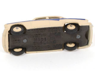 Lot 243 - DINKY TOYS (GB) (1)