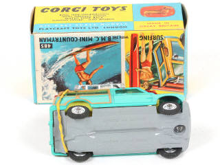 Lot 170 - CORGI TOYS (GB) (1)
