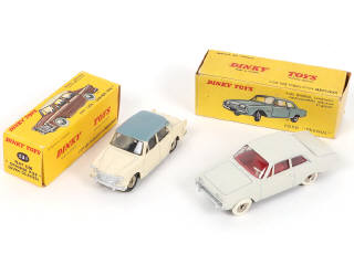 Lot 320 - DINKY TOYS (FRANCE) (2)