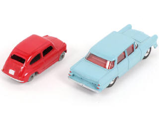 Lot 259 - DINKY TOYS (GB) (2)
