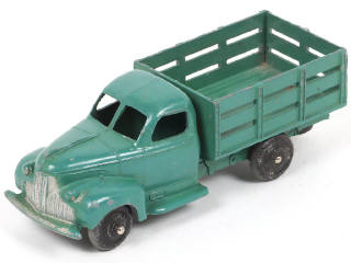 Lot 312 - DINKY TOYS (FRANCE) (1)
