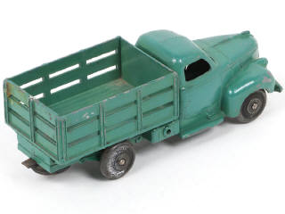 Lot 312 - DINKY TOYS (FRANCE) (1)