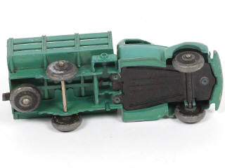 Lot 312 - DINKY TOYS (FRANCE) (1)