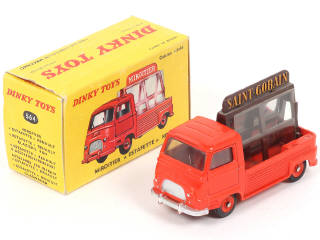 Lot 317 - DINKY TOYS (FRANCE) (1)