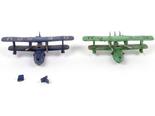 Lot 278 - DINKY TOYS (GB) (2)