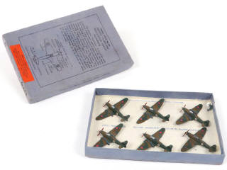 Lot 274 - DINKY TOYS (GB) (1)