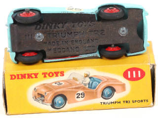 Lot 242 - DINKY TOYS (GB) (1)