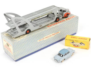 Lot 324 - DINKY TOYS (FRANCE) (2)
