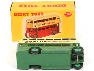 Lot 256 - DINKY TOYS (GB) (1)