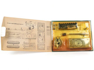 Lot 291 - DINKY TOYS (GB) (2)