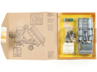 Lot 292 - DINKY TOYS (GB) (3)