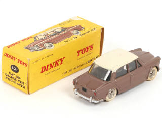 Lot 320 - DINKY TOYS (FRANCE) (2)