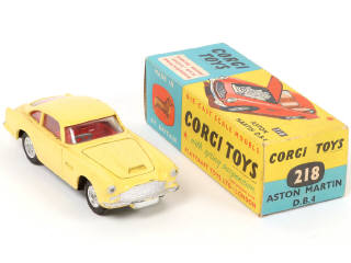 Lot 174 - CORGI TOYS (GB) (1)