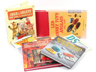 Lot 3 - DIVERS (7)