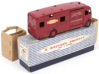 Lot 279 - DINKY TOYS (GB) (1)