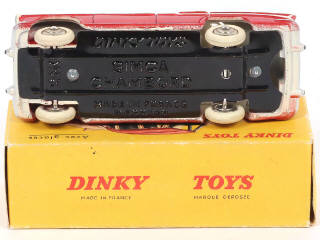 Lot 303 - DINKY TOYS (FRANCE) (1)