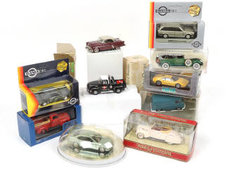 Lot 50 - DIVERS (10)