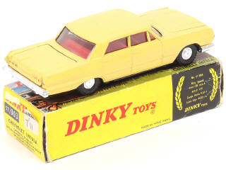 Lot 295 - DINKY TOYS (GB) (1)