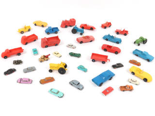 Lot 80 - DIVERS (39)