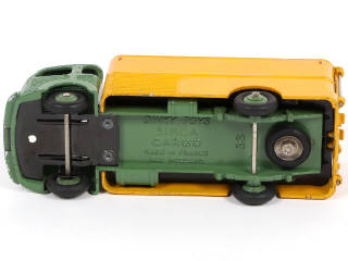 Lot 316 - DINKY TOYS (FRANCE) (1)