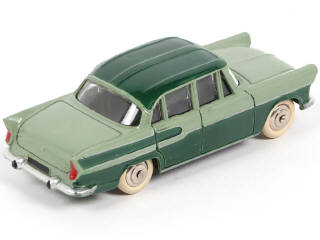 Lot 302 - DINKY TOYS (FRANCE) (1)