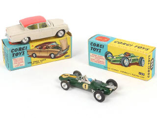 Lot 175 - CORGI TOYS (GB) (2)
