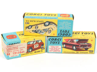 Lot 177 - CORGI TOYS (GB) (3)
