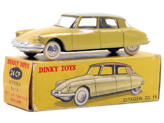 Lot 1357 - DINKY TOYS (FRANCE) (1)