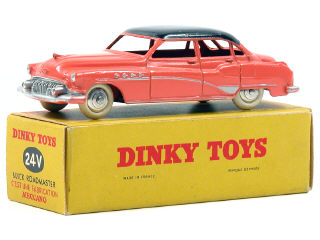 Lot 1401 - DINKY TOYS FRANCE (1)