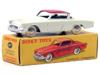 Lot 1409 - DINKY TOYS FRANCE (1)