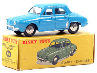 Lot 1367 - DINKY TOYS FRANCE (1)