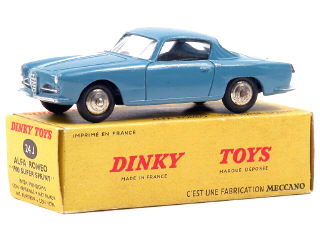 Lot 1374 - DINKY TOYS FRANCE (1)