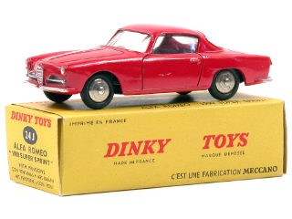 Lot 1373 - DINKY TOYS FRANCE (1)