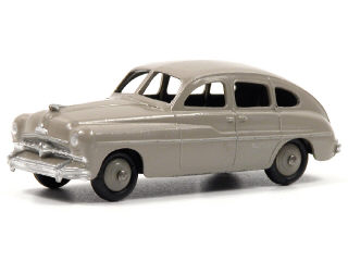Lot 1345 - DINKY TOYS (FRANCE) (1)
