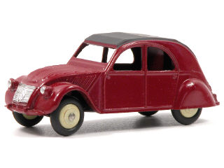 Lot 1384 - DINKY TOYS (FRANCE) (1)