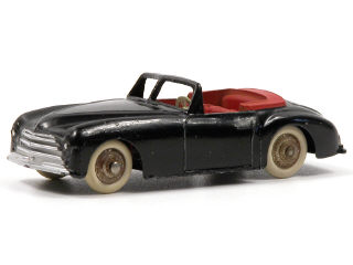 Lot 1341 - DINKY TOYS (FRANCE) (1)